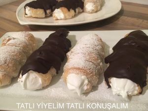 Milföylü Köpük Tatlısı