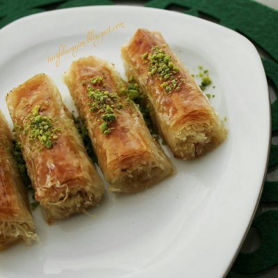 Kadayıflı Cevizli Sarma