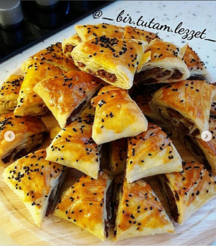 Kıymalı Çıtır Börek